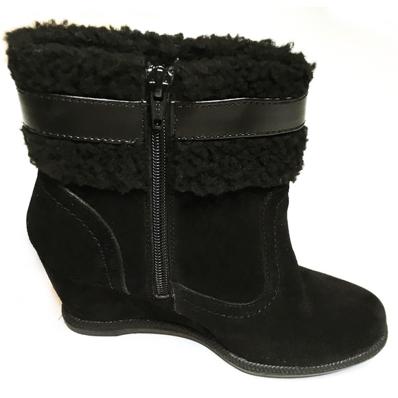 SOLE SENSIBILITY Faux Fur Booties Black - Picture 3 of 4